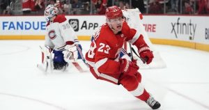 Red Wings sign Raymond to 8-year, .6 million contract Red Wings sign Raymond to 8-year, .6 million contract