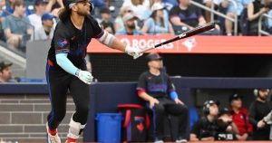 Jays reinstate Bichette but lose Wagner for season, place Varsho on IL