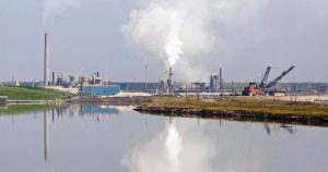 Pressure still on oilsands sector despite silence after greenwashing law: think tank