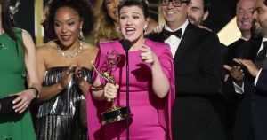 Why Kelly Clarkson chooses a ‘safe’ interviewing approach. Her talk show kicks off its sixth season
