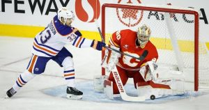 Flames score 4 in second period to burn Oilers 6-1 in Calgary