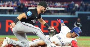 Marlins strike early, crush Blue Jays 15-5 Marlins strike early, crush Blue Jays 15-5