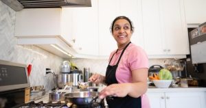 Taste of home: Tiffin lunch boxes bring comfort, affordability to immigrants