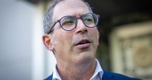 With police at school, Vancouver Jewish community marks Oct. 7 with sadness, unease With police at school, Vancouver Jewish community marks Oct. 7 with sadness, unease