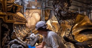 Restorers complete work on the canopy covering St. Peter’s main altar ahead of the 2025 Jubilee