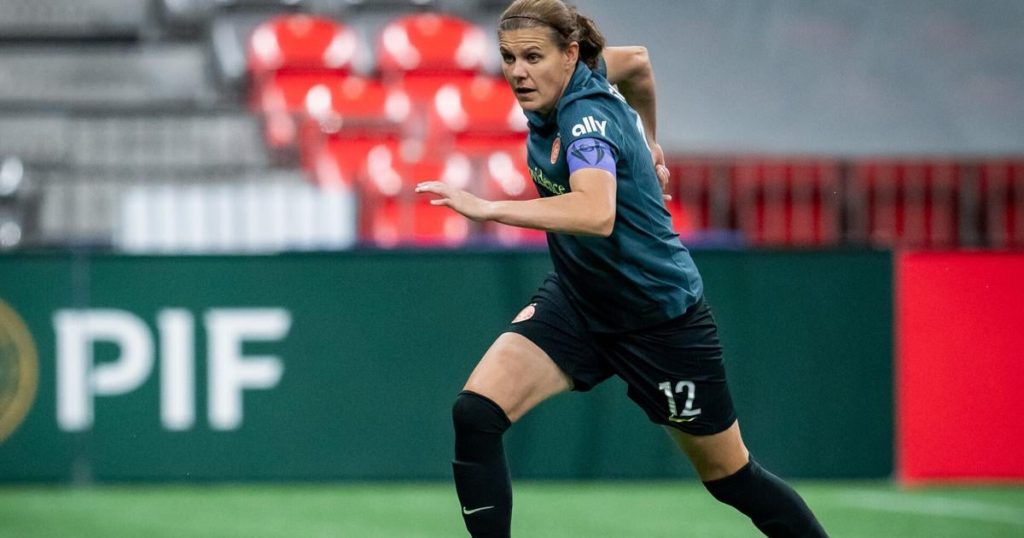 Soccer legend Christine Sinclair says goodbye in Vancouver |