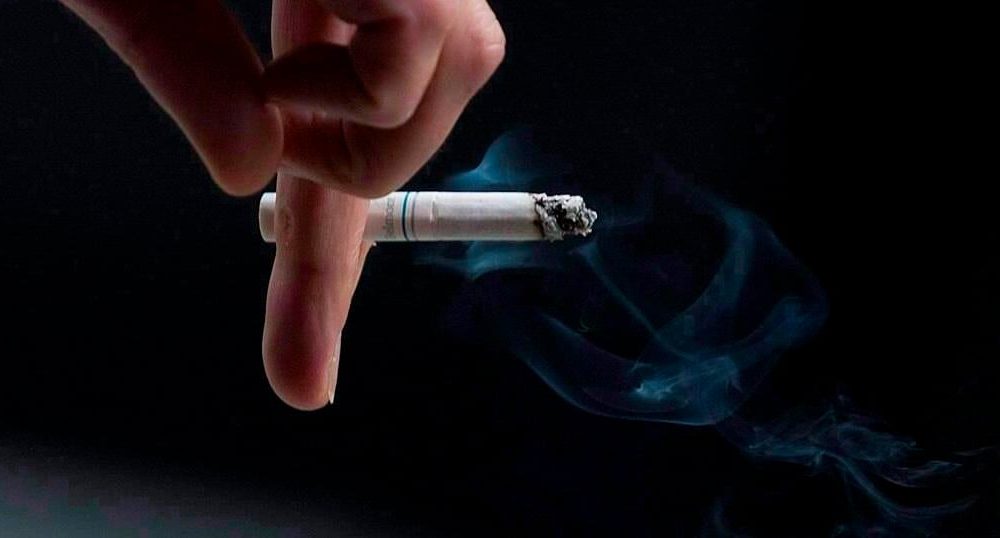 Tobacco Giants Would Pay Out $32.5B To Provinces, Smokers In 'historic ...