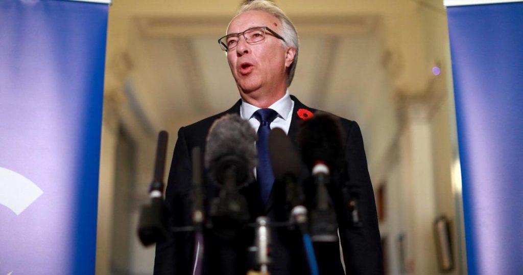 B.C. political leaders call for premier to do more amid looming trade war