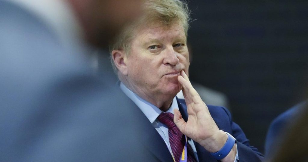 Consul general reiterates he had no influence on M Manhattan condo purchase