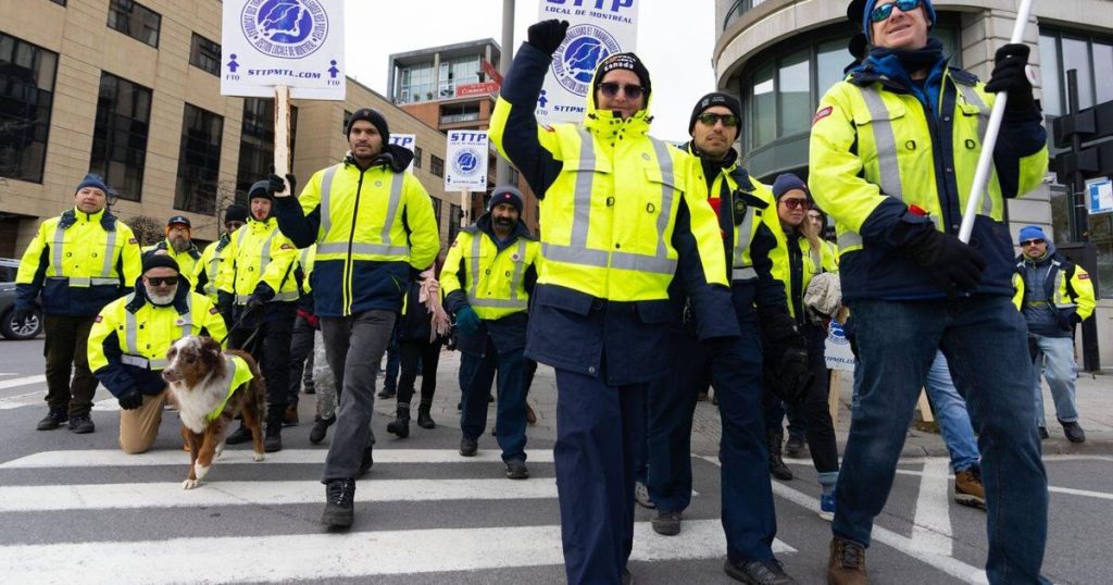 Mediation temporarily suspended in Canada Post strike, parties to meet with minister