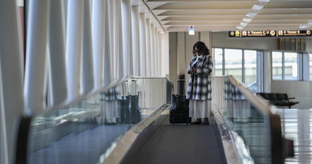 One Tech Tip: Home for the holidays? Show relatives you care with some tech support