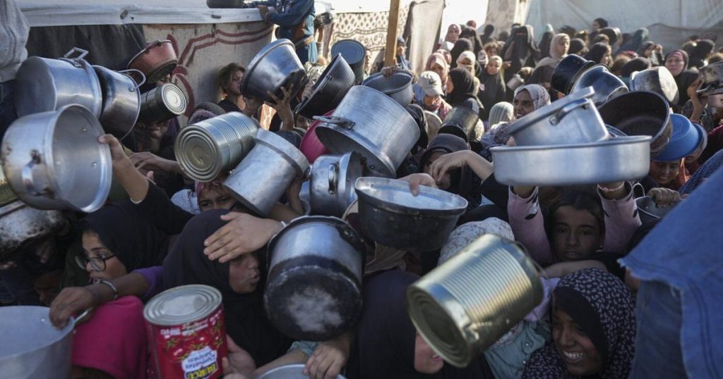 Middle East latest: Tension on the streets of Damascus as opposition fighters close in