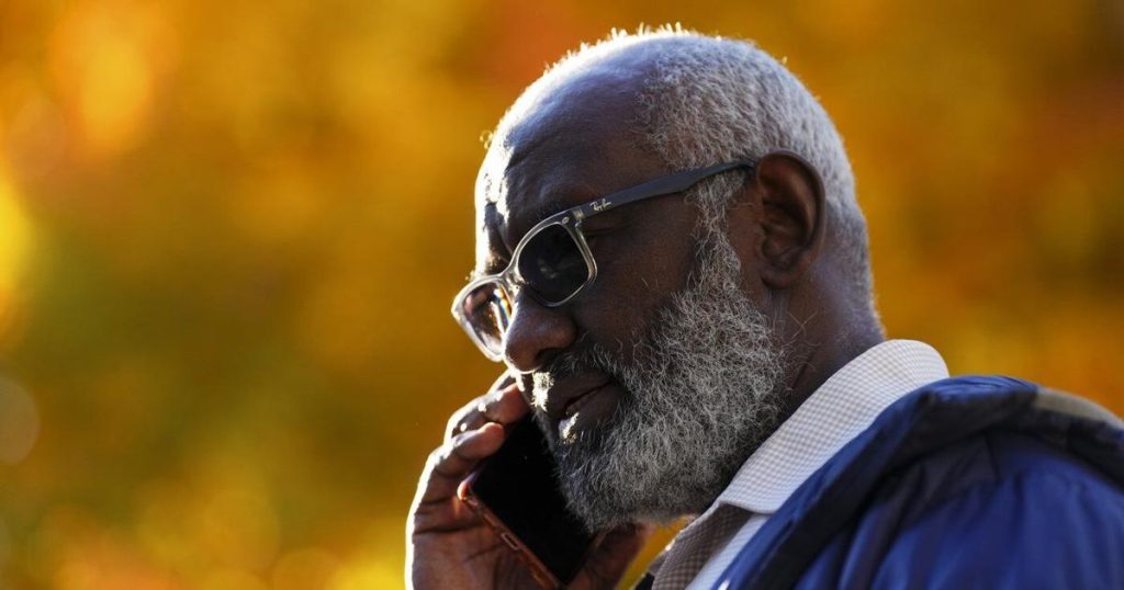 Lawyer for Abdelrazik accuses former minister of exiling him through passport denial