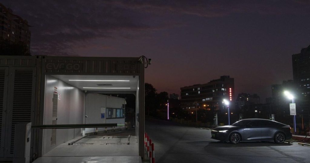 China’s getting a big electric car battery swapping boost in 2025. Would that work across the globe?