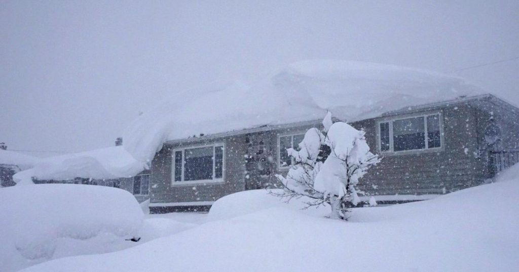 Latest B.C. storm brings 140 km/h gusts to Vancouver Island amid wind, snow warnings