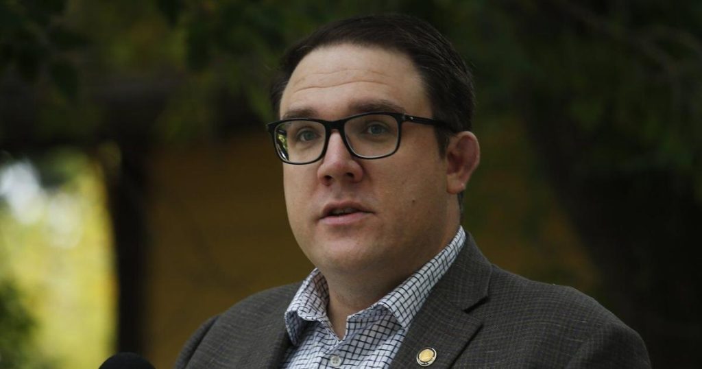 Assisted Living Alberta announced as last public health agency taking over AHS