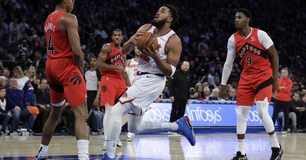 Towns, Anunoby each score 31 points as Knicks whip reeling Raptors 139-125