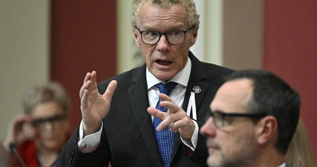 Union blasts comments by Quebec minister mulling law to intervene to end strikes