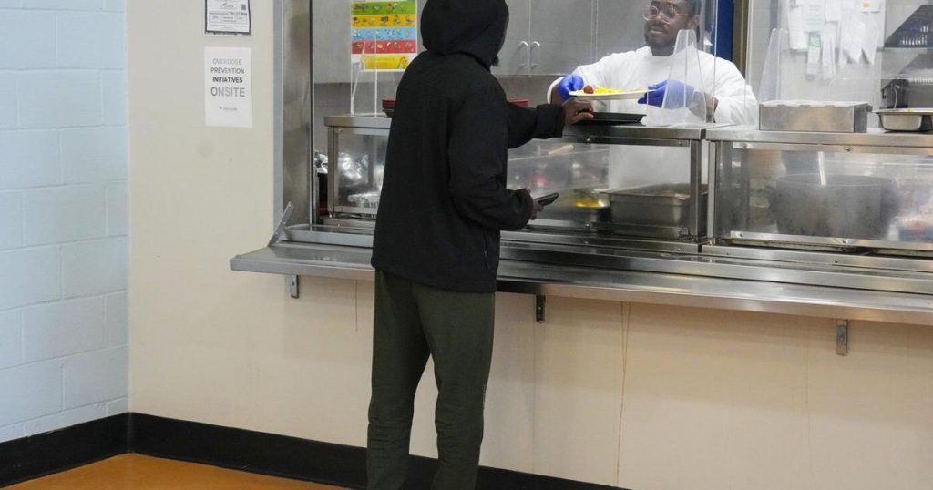 Toronto shelter workers say holidays difficult time for refugee claimants