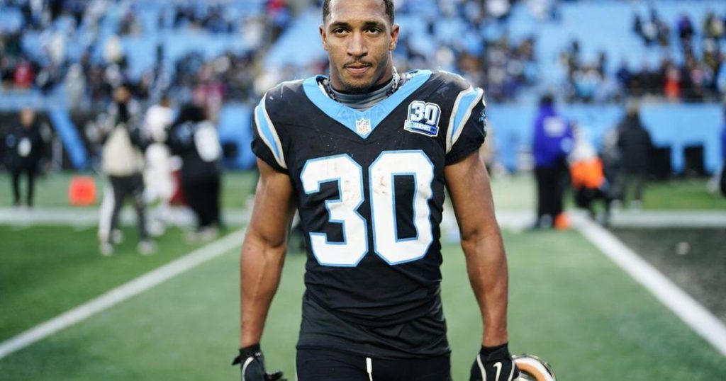 Former NFL star Mayes pulling for Panthers’ Hubbard to break his NFL rushing mark