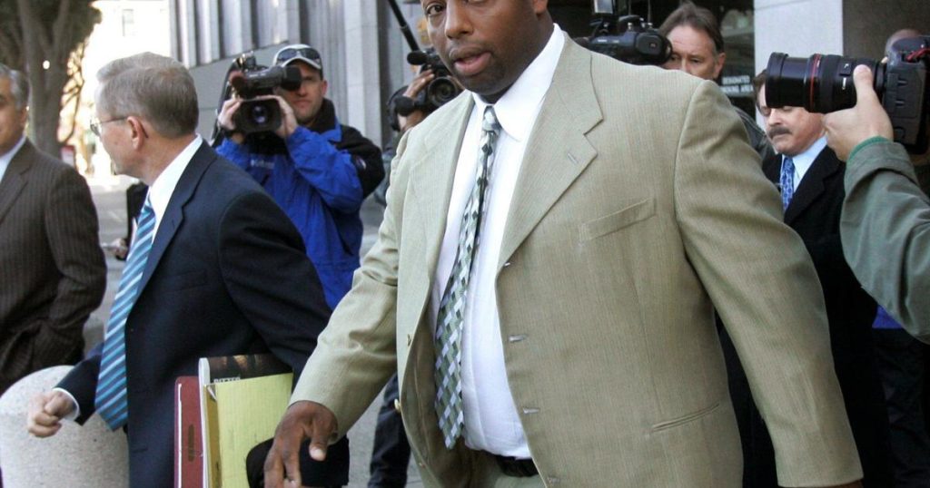 Appeals court overturns ex-49er Dana Stubblefield’s rape conviction