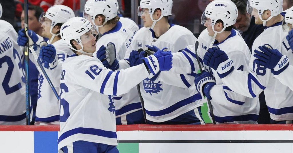 Marner nets hat trick as Leafs beat Red Wings 5-2