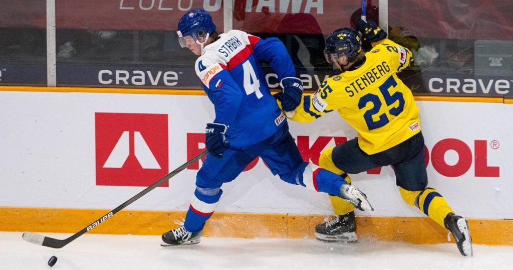 Slovakia earns wild 5-4 win over Kazakhstan at world junior hockey championship