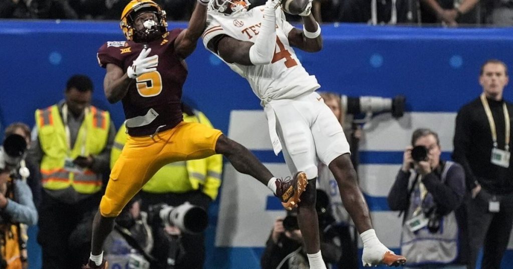 Texas avoids huge upset, beats Arizona State 39-31 in double overtime at Peach Bowl
