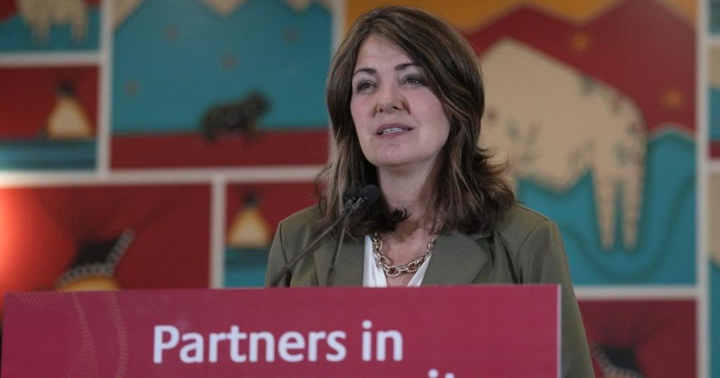 Alberta announces new effort to expand oil and gas pipeline capacity with Enbridge