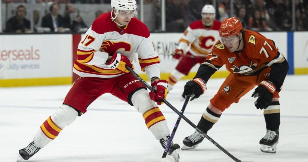 Huberdeau scores in overtime to give Flames 3-2 win over Ducks