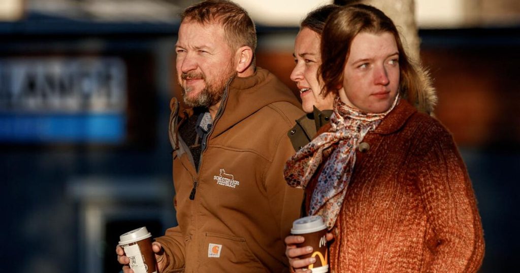 Two men sentenced for part in Coutts blockade