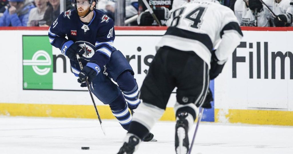 Recently married and soon to be a dad, Jets’ Connor enjoying life on and off the ice