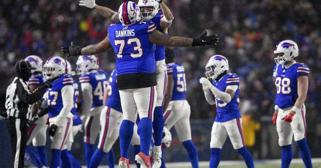 Josh Allen scores 2 TDs, Bills force 3 turnovers to beat Ravens 27-25 and reach AFC title game