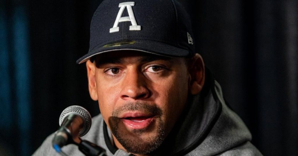 Saskatchewan Roughriders hire Andrew Harris as running backs coach