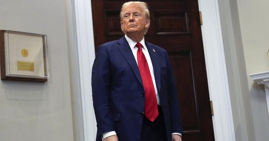 Trump pardons founder of Silk Road website