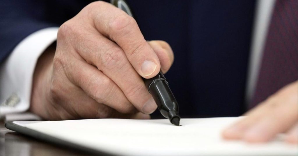 Trump signs executive order on developing artificial intelligence ‘free from ideological bias’