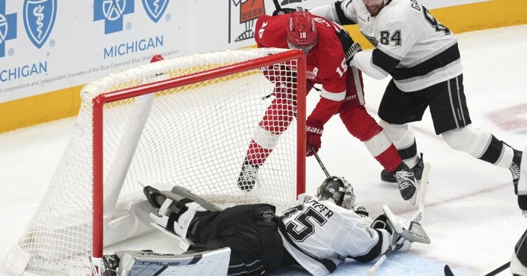 NHL roundup: Kasper, Raymond lead Red Wings to 5-2 win over Kings