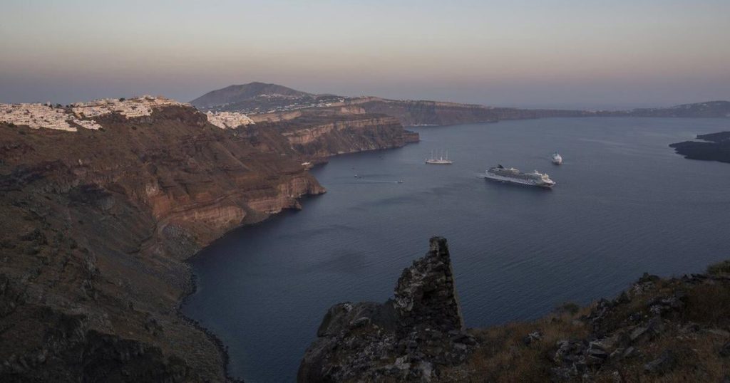 Emergency crews deployed on Santorini as an earthquake swarm worries Greek experts