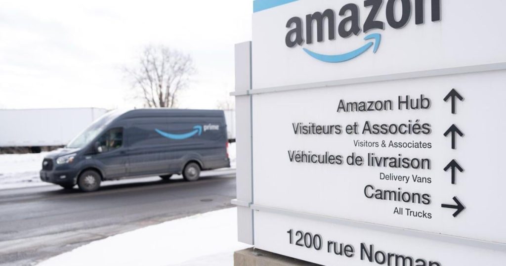 Quebec union group urges Amazon boycott after warehouse closure announcement