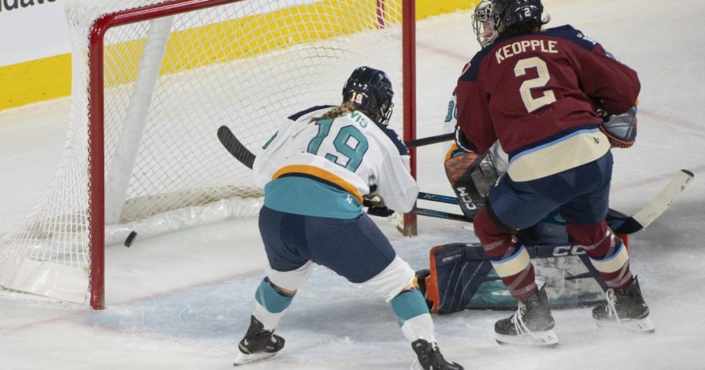Ljungblom scores twice as Montreal Victoire downs New York Sirens 6-2