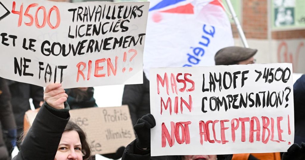 Demonstrators in Montreal accuse Amazon of union-busting and call for boycott |