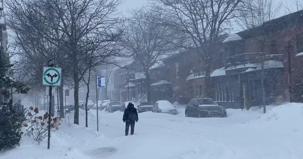 Quebec, Ontario hit with second heavy snowfall, and more to come |