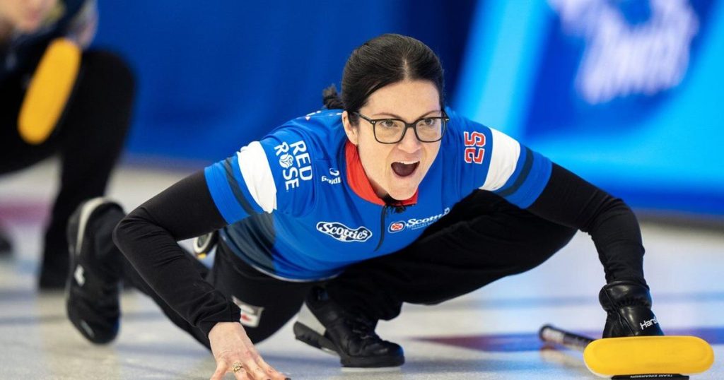 Manitoba’s Kerri Einarson to face defending champion Rachel Homan in Hearts final