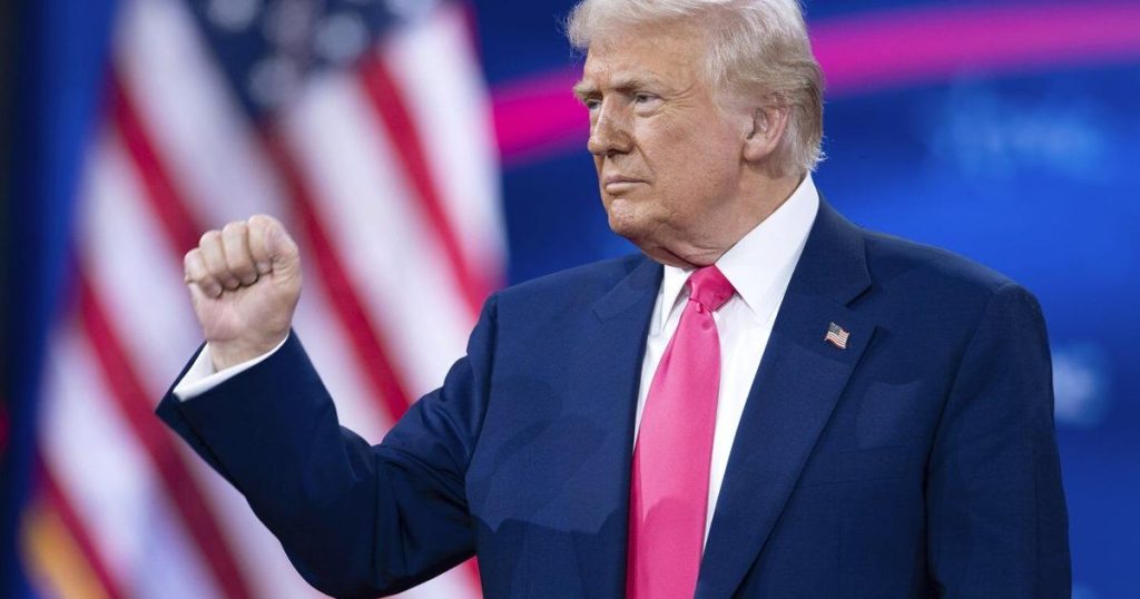 Trump says he’s moving forward with tariffs on Canada and Mexico next week