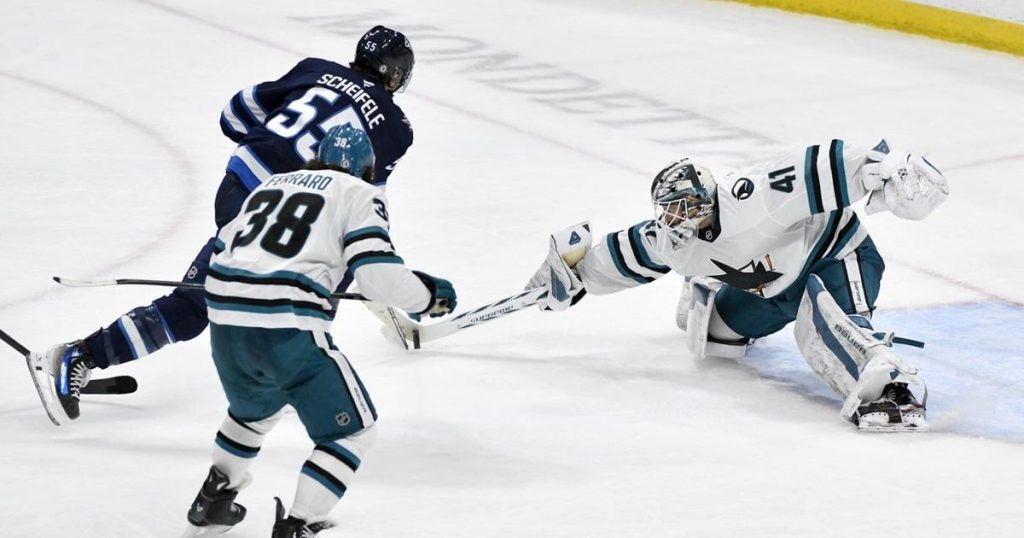 Scheifele sinks Sharks in overtime to set Jets’ goal record in dramatic fashion