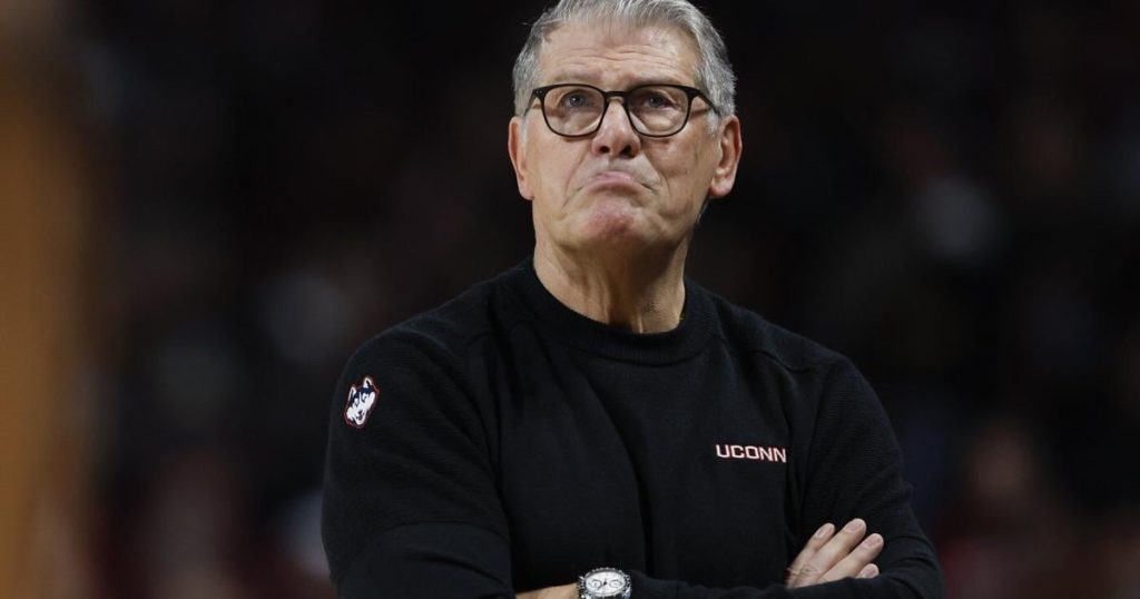 Auriemma and Martelli headline Joe Lapchick Character Award recipients