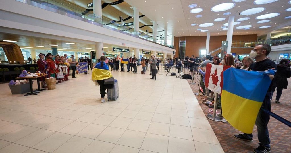 Canada extends temporary visa application window for Ukrainians