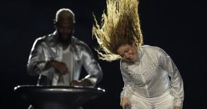 PHOTO COLLECTION: Shakira on Tour