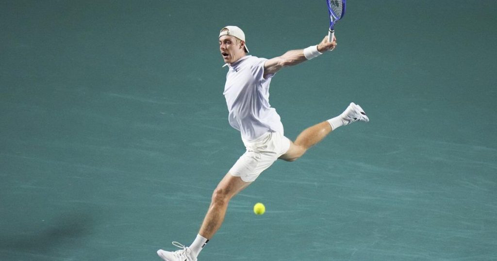 Shapovalov loses a heartbreaker in semifinals at Mexican Open