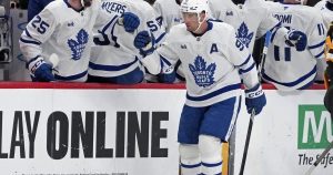 NHL roundup: Maple Leafs win fifth straight, beat Penguins 6-5 in OT NHL roundup: Maple Leafs win fifth straight, beat Penguins 6-5 in OT